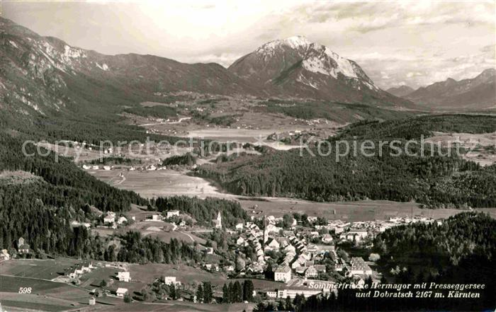 Hermagor Kaernten mit Presseggersee und Dobratsch