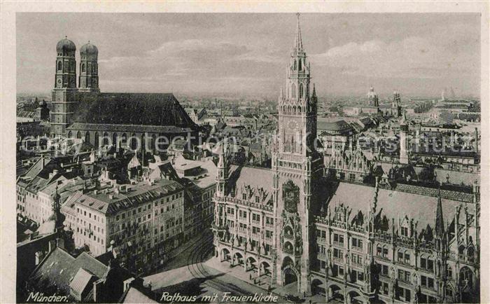 Muenchen Bayern Rathaus Frauenkirche