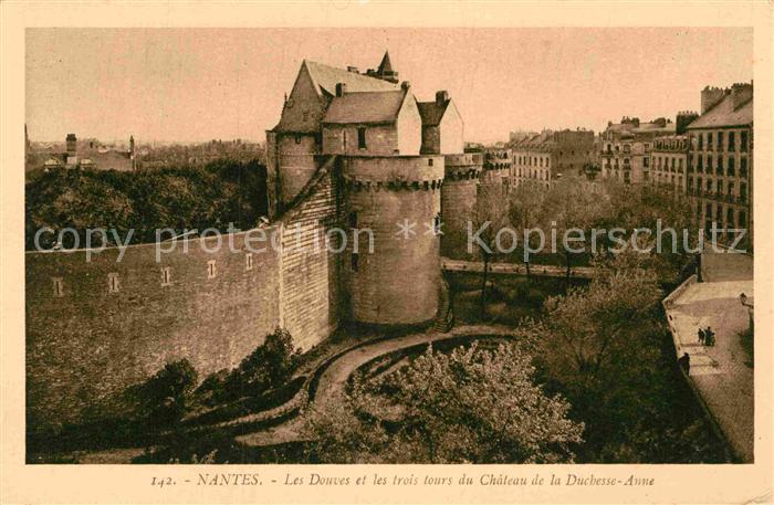 Nantes Loire Atlantique Les Douves Trois Tours Chateau Duchesse-Anne