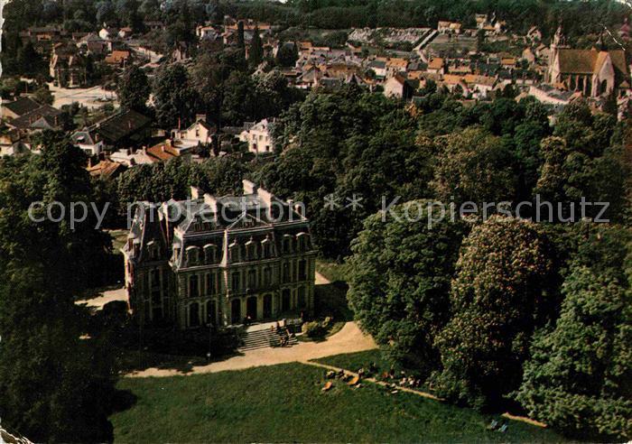 Limours Fliegeraufnahme Dom