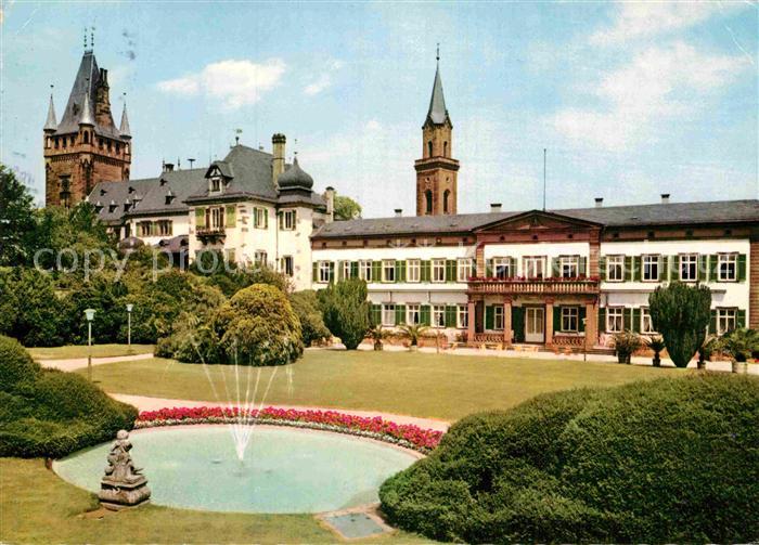 Weinheim Bergstrasse Ehemaliges Schloss der Grafen von Berckheim heute Rathaus u