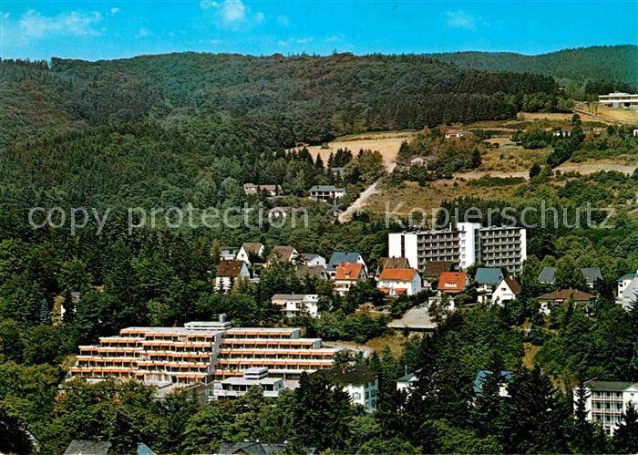 Bad Schwalbach Teilansicht mit Kurkliniken am Park und Paracelsus