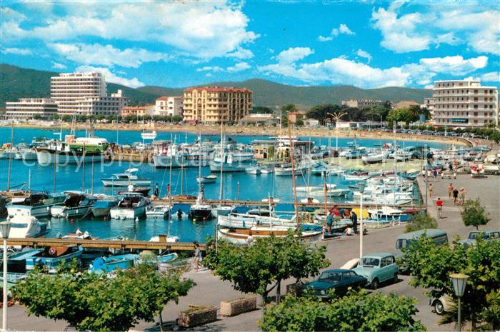 Le Lavandou Vue generale du port Cote d_Azur