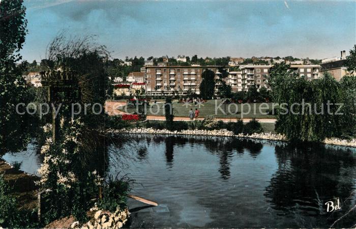 Le Havre Piece d_eau du Jardin Saint Roch