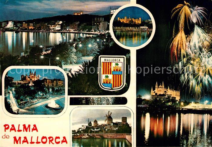 Palma de Mallorca Hafen Kathedrale Windmuehlen Feuerwerk Nachtaufnahme