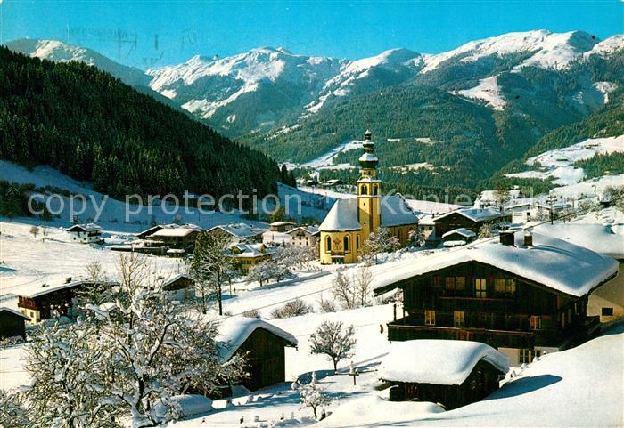 Oberau Wildschoenau Tirol Winterpanorama Schidorf gegen Schatzberg Alpen
