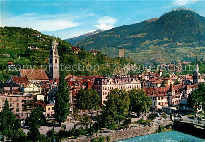 Meran Merano Panorama con la Cima dell Ivigno Ifingerspitze Sarntaler Alpen