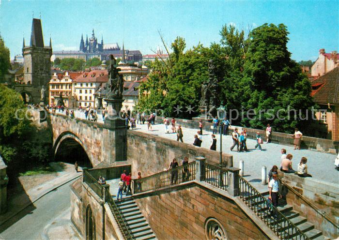 Praha Prahy Prague Kleinseitner Brueckenturm Charles Bridge