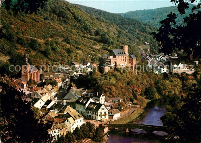 Heimbach Eifel Panorama mit Kirche und Schloss