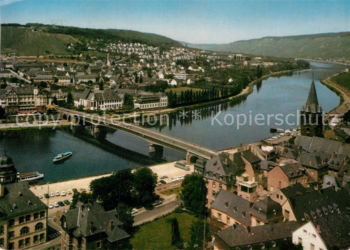 Bernkastel-Kues Moselpartie Fliegeraufnahme