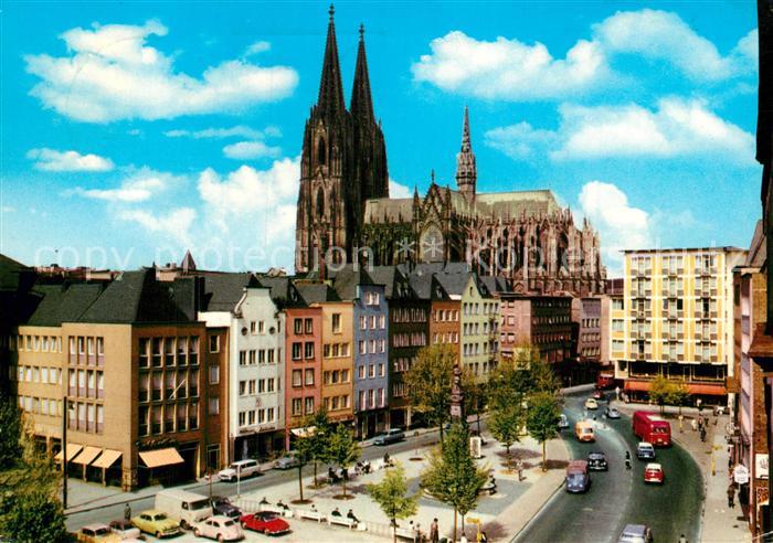 Koeln Rhein Alter Markt und Dom