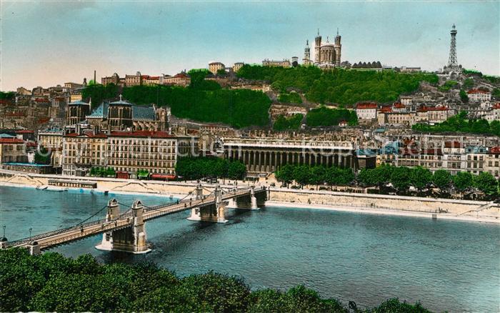 Lyon France Le Pont du Palais de Justice et la Colline de Fourviere