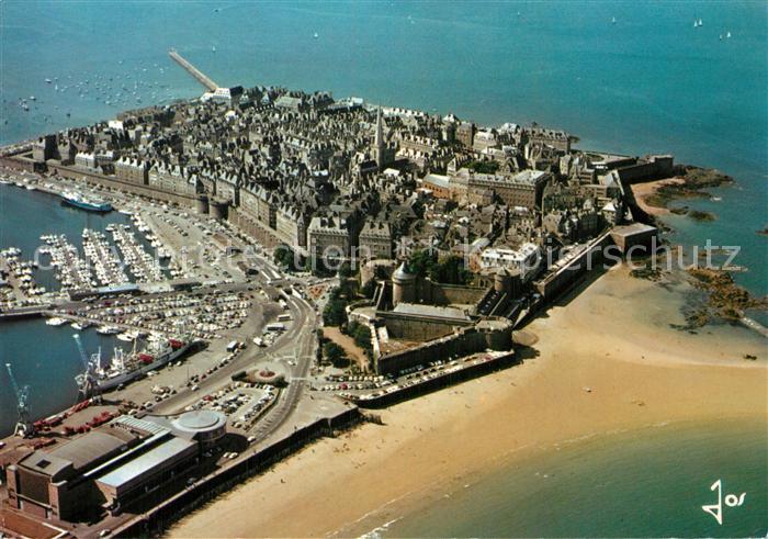Saint-Malo 35 Vue generale aerienne le bassin et le chateau