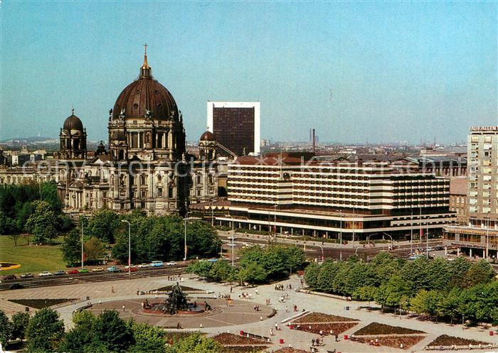 BERLIN  CITY Stadtzentrum Dom