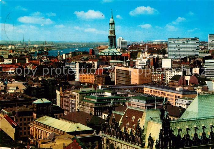 HAMBURG  CITY City Hafen St Michaeliskirche Der Michel Wahrzeichen
