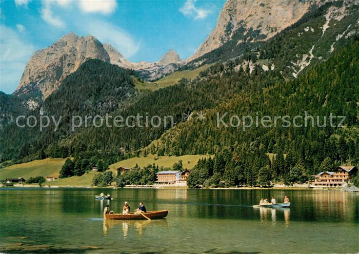Hintersee Berchtesgaden Bootfahren mit Blick zur Reiteralpe