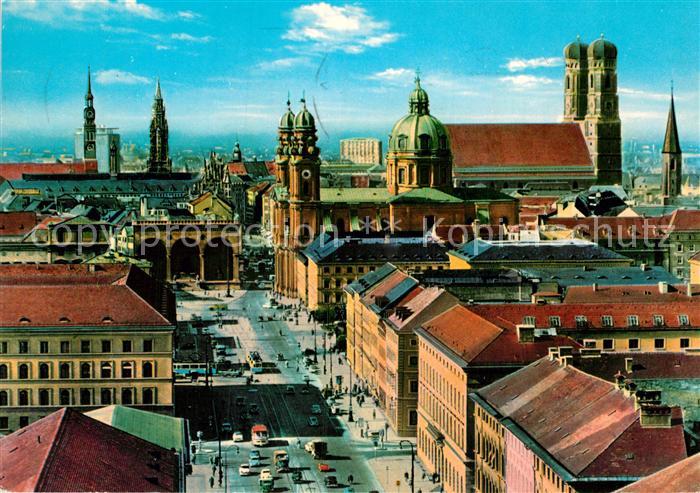 Muenchen Bayern Ludwigstrasse Zentrum Frauenkirche