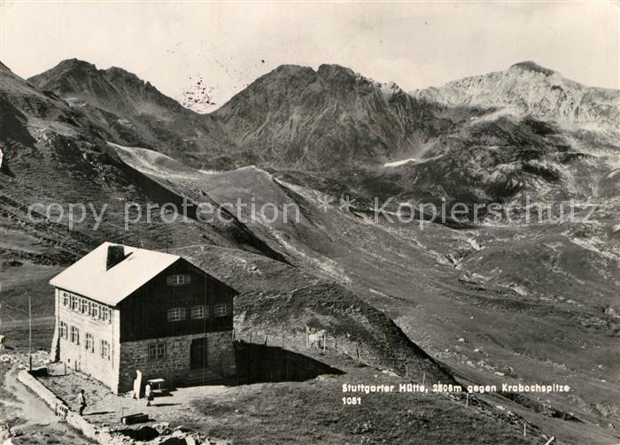 Stuttgarterhuette Berghaus mit Krabachspitze Lechtaler Alpen