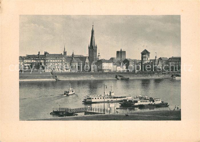 Duesseldorf Rheinfront Anleger