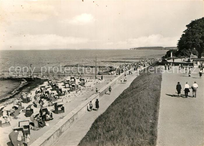 Kuehlungsborn Ostseebad Strand Promenade