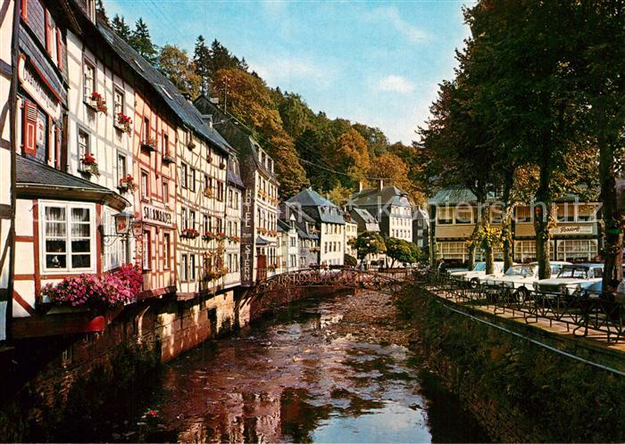 Monschau Fachwerkhaeuser an der Rur