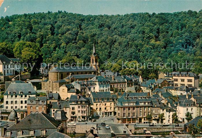 Bouillon Wallonne Panorama avec l'Eglise