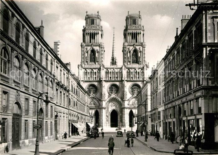 Orleans Loiret Rue Jeanne d’Arc et Cathedrale Sainte Croix