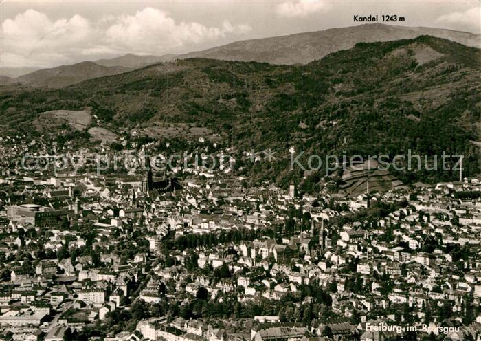 Freiburg Breisgau Stadtpanorama mit Blick zum Kandel Schwarzwald Fliegeraufnahme