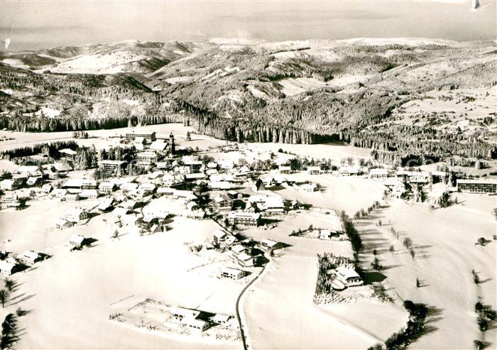 Hoechenschwand Schwarzwald BW Kurort Wintersportplatz im Schwarzwald Fliegeraufn
