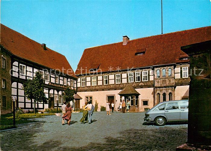 Blomberg Lippe Burghof mit Brunnen