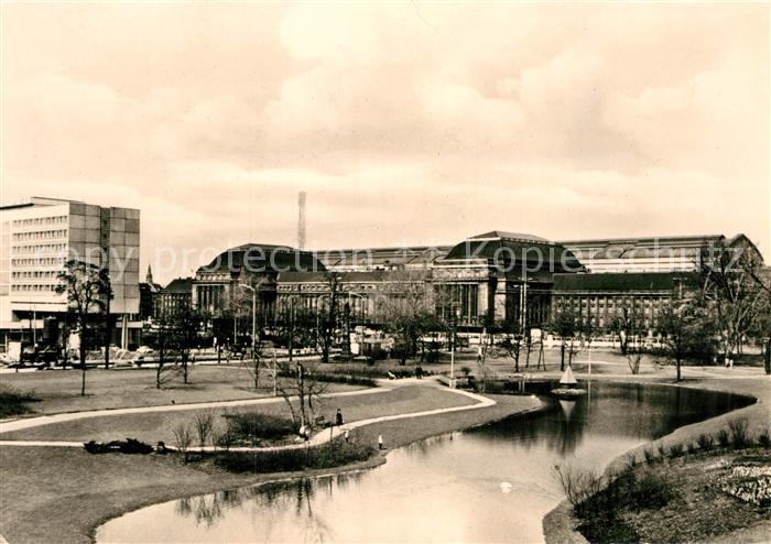 LEIPZIG Sachsen Hauptbahnhof und Hotel Stadt Leipzig Schwanenteich