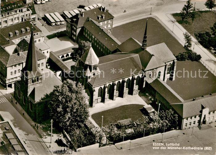 Essen Ruhr Muenster Kathedrale Fliegeraufnahme