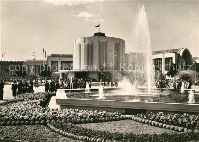 Brno Bruenn Internationale Messe Springbrunnen