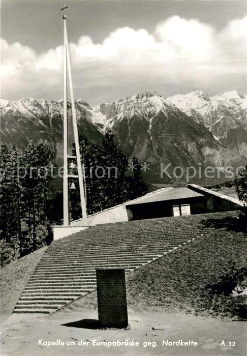 Schoenberg Stubaital Kapelle an der Europabruecke gegen Nordkette