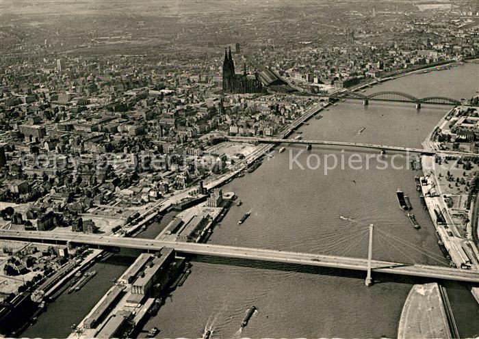 Koeln Rhein Severinsbruecke Deutzer Bruecke Hohenzollernbruecke Fliegeraufnahme