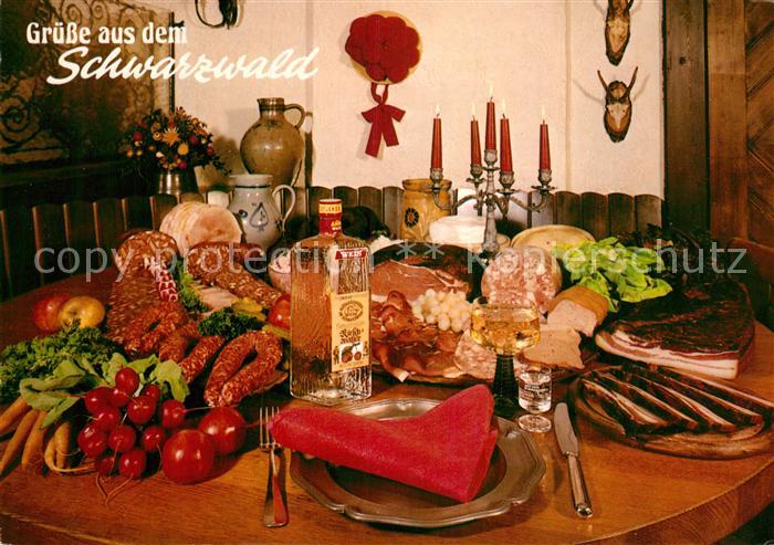 Lebensmittel Schwarzwald Schinkenspeck Bauernbratwuerste Bauernbrot