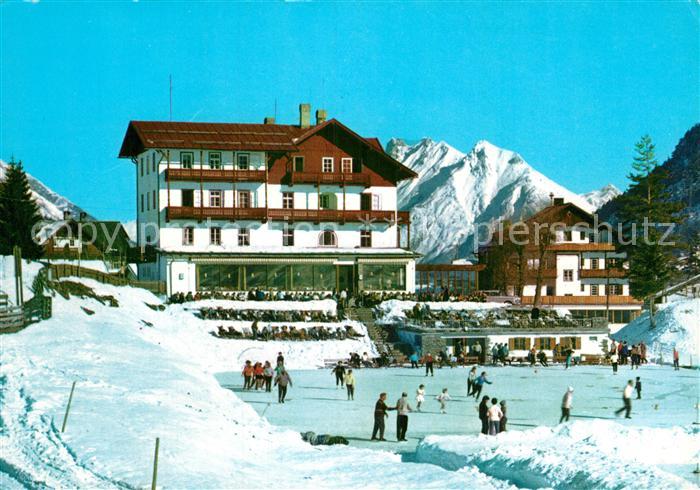 Seefeld Tirol Hotel Wetterstein Eisbahn