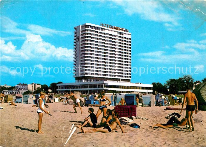Warnemuende Ostseebad Strand und Hotel Neptun