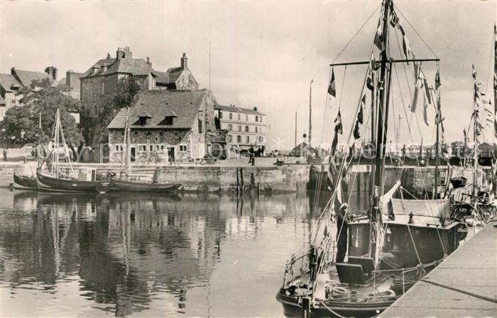 Honfleur Lieutenance quai Sainte Cathedrale