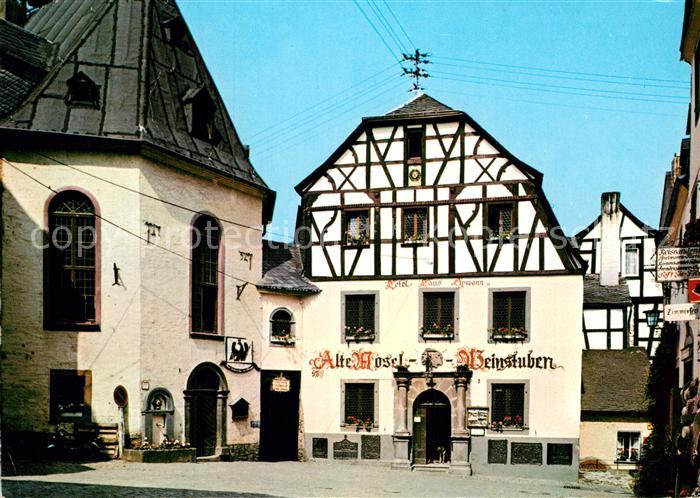 Beilstein Mosel Marktplatz Alte Pfarrkirche Weinstuben Fachwerkhaus Altstadt