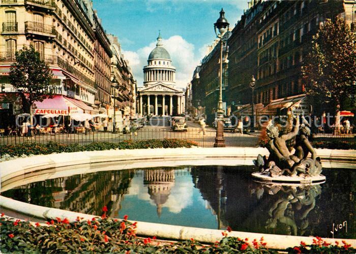 Paris Le Pantheon et Rue Soufflot