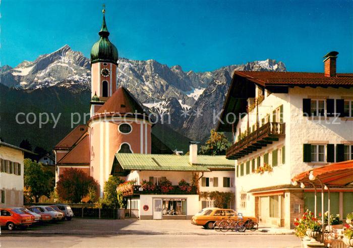 GARMISCH-PARTENKIRCHEN Bayern Mohrenplatz Pfarrkirche St Martin Zugspitzmassiv W
