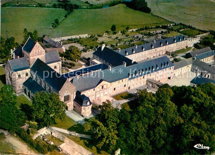 Saint-Sauveur-le-Vicomte Vue generale aerienne de l'abbaye