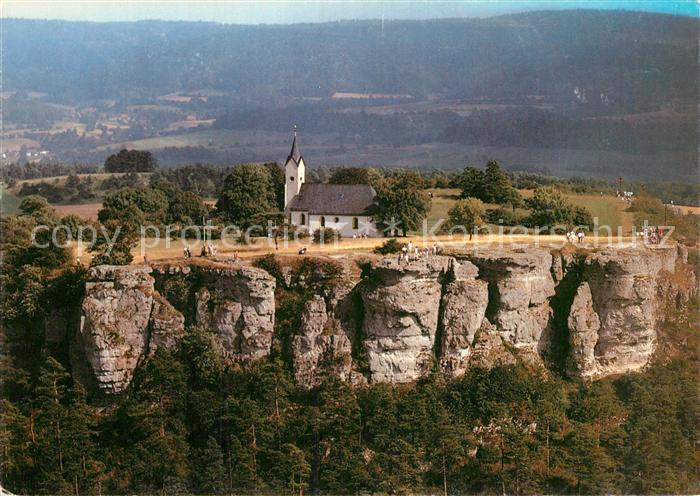 Staffelberg Felsenkrone mit Adelgundis Kapelle Fliegeraufnahme