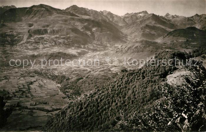 Lourdes Hautes Pyrenees Au sommet du Pibeste vue sur la Vallee d Argeles