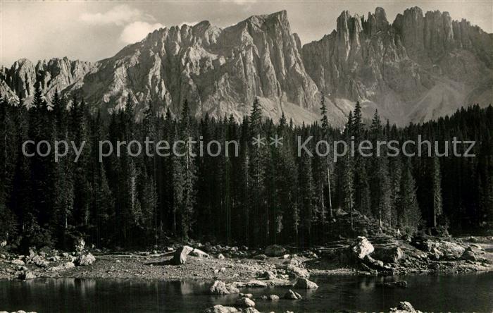 Karersee Suedtirol Lago di Carezza Dolomiten