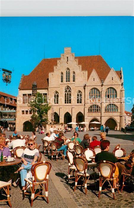 HILDESHEIM  CITY Marktplatz mit Rathaus Strassencafe