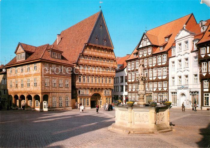 HILDESHEIM CITY Marktplatz mit Baeckeramtshaus und Knochenhaueramtshaus