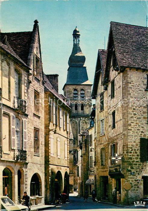 Sarlat-en-Perigord Rue et place de la Liberte