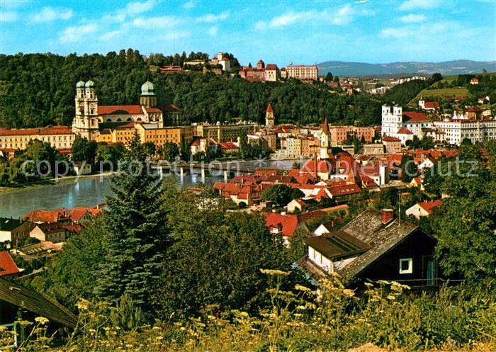 PAssAU Bayern Altstadtblick mit Dom und Veste Oberhaus